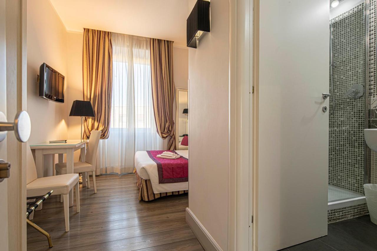 Bed and Breakfast Residenza Castrense Рим Экстерьер фото