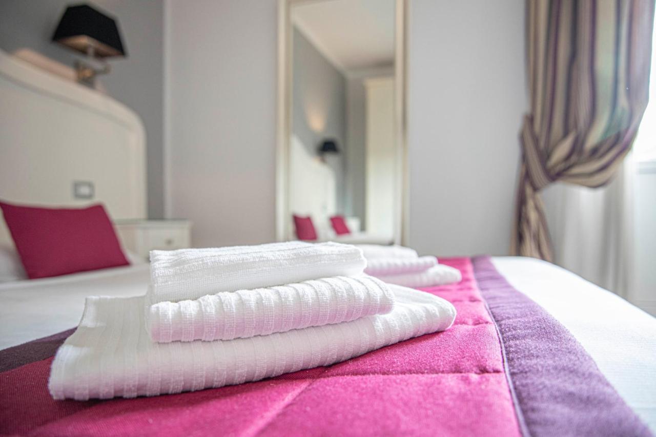 Bed and Breakfast Residenza Castrense Рим Экстерьер фото