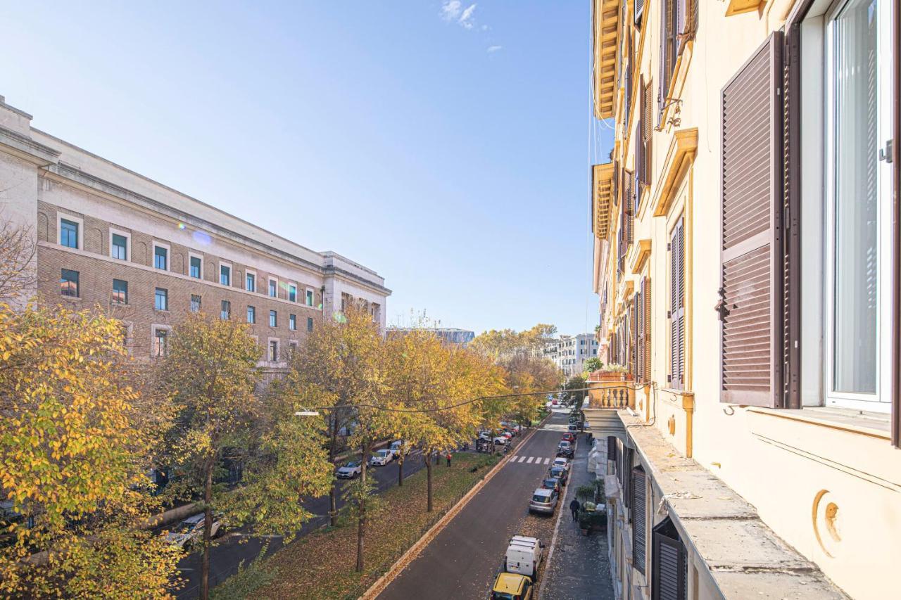Bed and Breakfast Residenza Castrense Рим Экстерьер фото