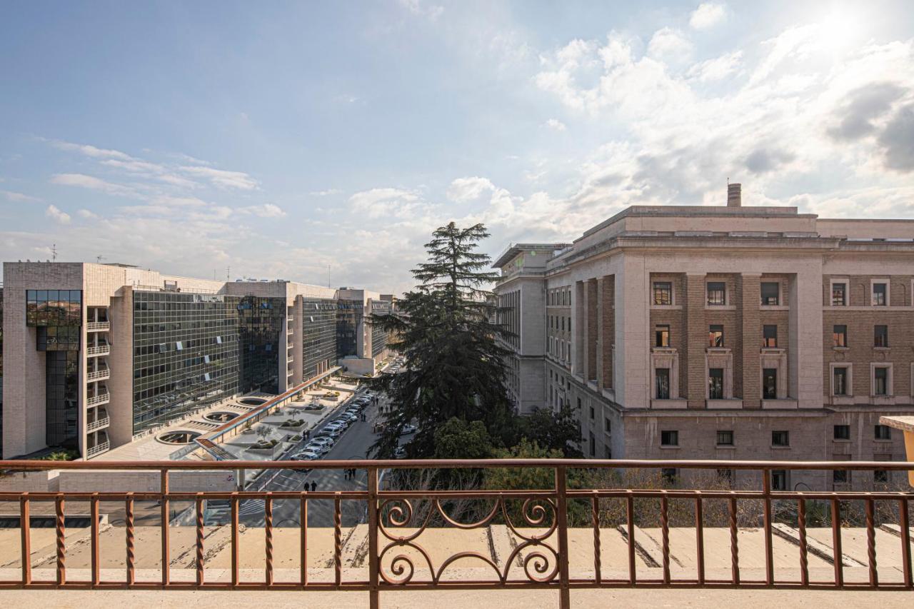 Bed and Breakfast Residenza Castrense Рим Экстерьер фото